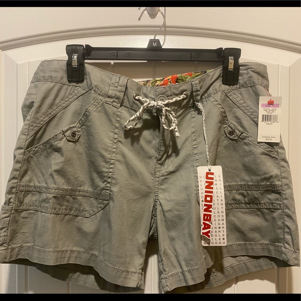 NWT Union Bay women’s size 11 grey shorts